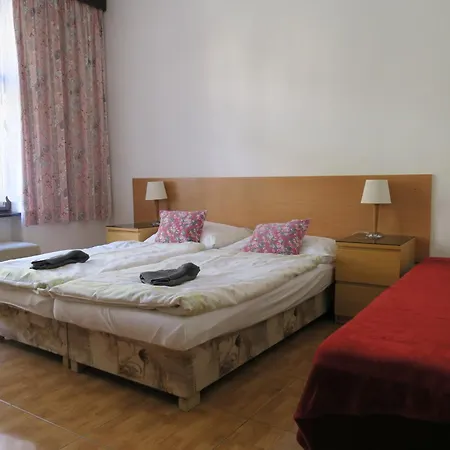Pod Vejmutovym Lesom Apartament