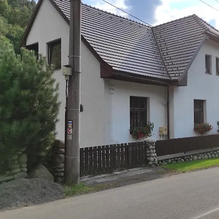 Pod Vejmutovym Lesom Appartement Kremnica