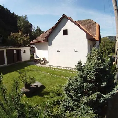 Pod Vejmutovym Lesom * Kremnica